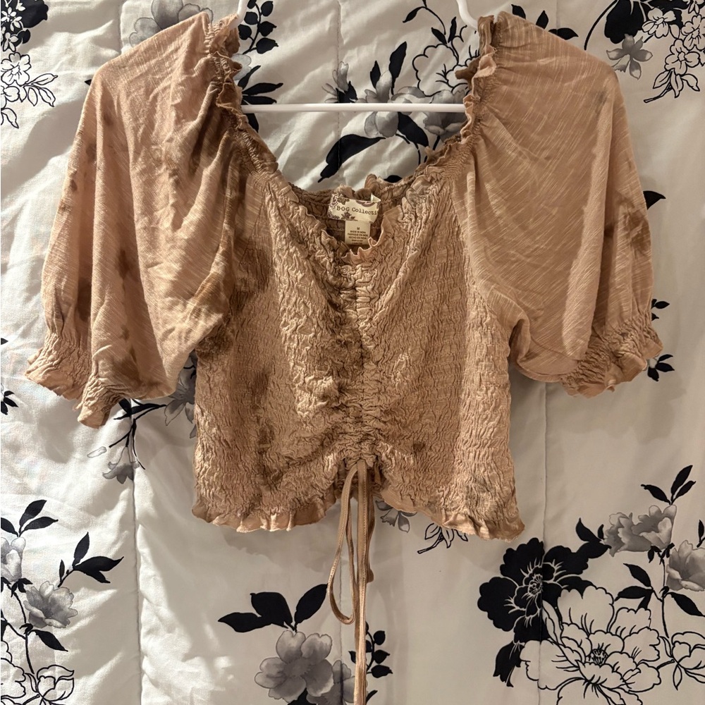 Women's Tan Ruched Top